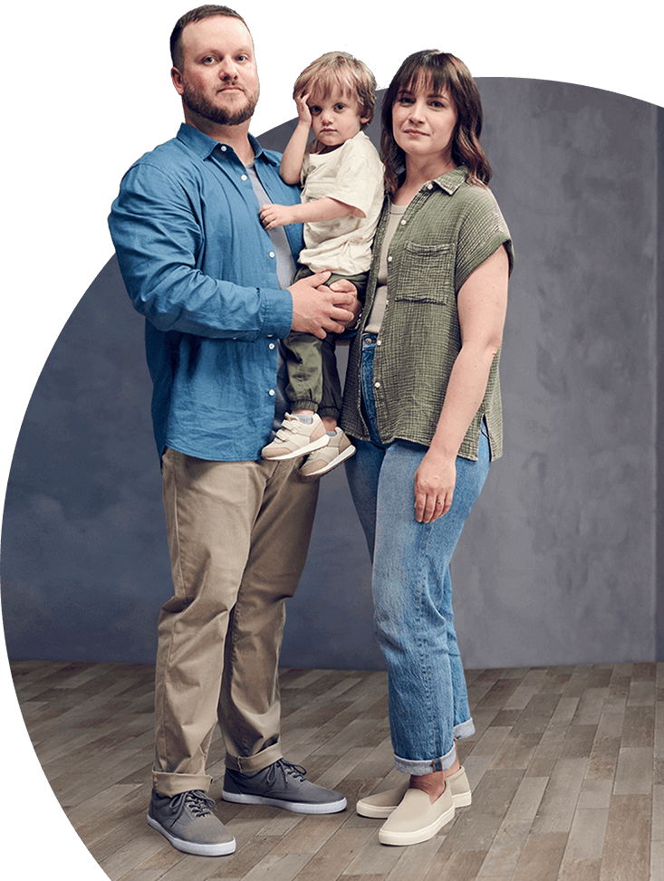 Finley, a patient with Alagille syndrome, and his parents